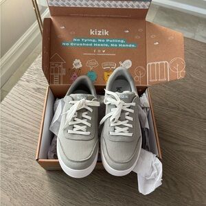 Kizik No tie Shoes Size 4.5 gray
